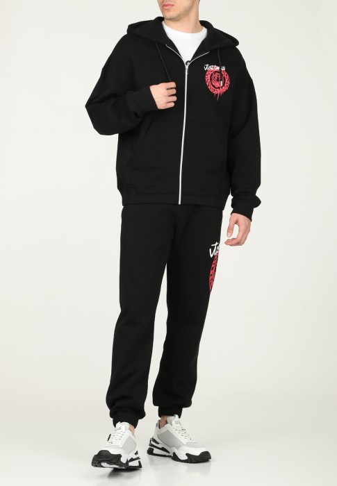 Товар черного цвета с внутренней стороны