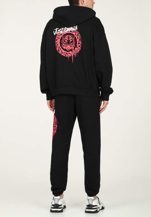 костюм  из проверенных материалов спереди