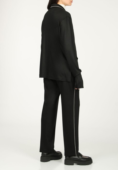 костюм  из проверенных материалов спереди