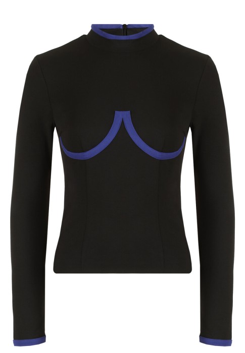 костюм  по цене 50330 руб вид справа