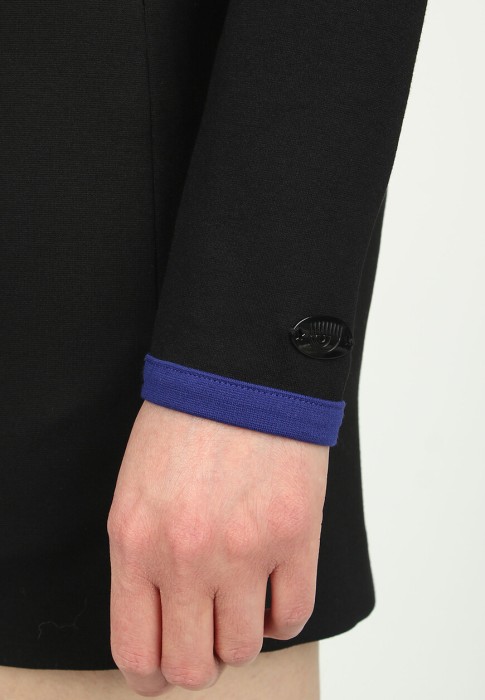 костюм  универсального стиля с лицевой стороны