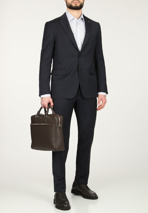 костюм  из италии вид сбоку