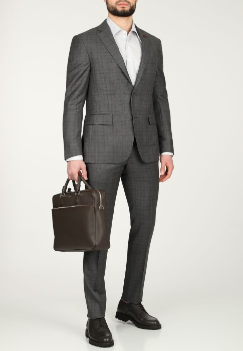 костюм  из италии вид сбоку