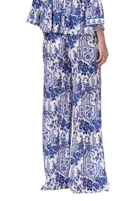 Продукция для женщин фото