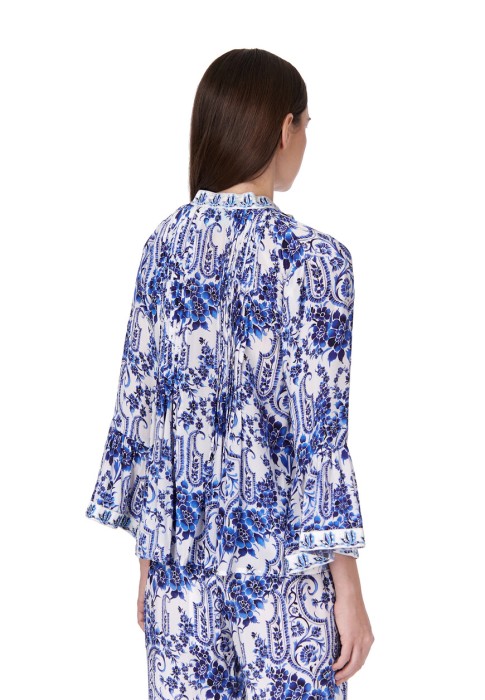 костюм  для взрослого возраста с изнаночной стороны