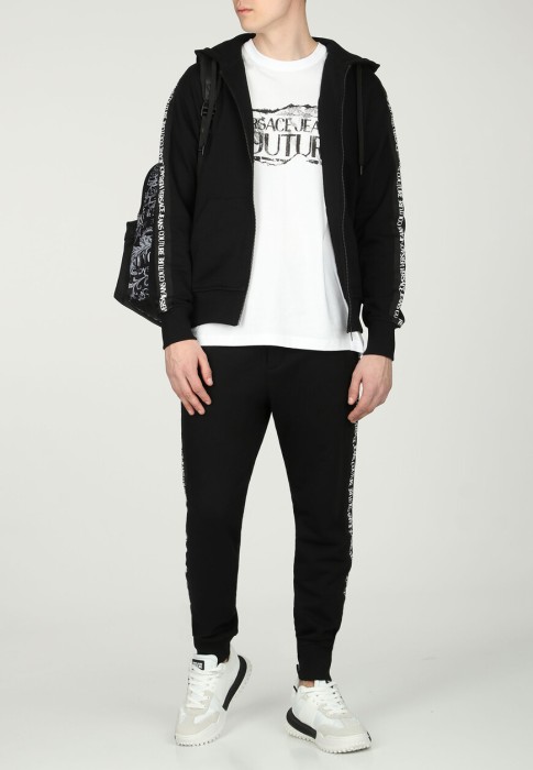 костюм  из италии вид сбоку