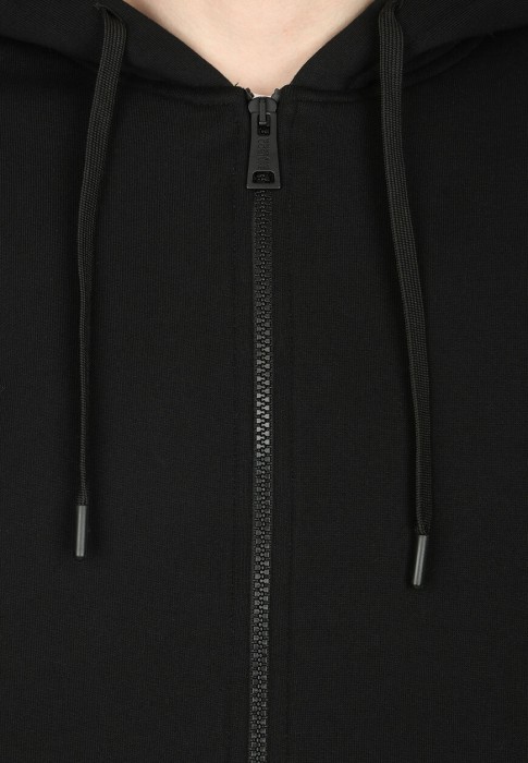 костюм  универсального стиля с лицевой стороны