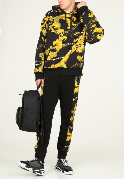 костюм  из италии вид сбоку