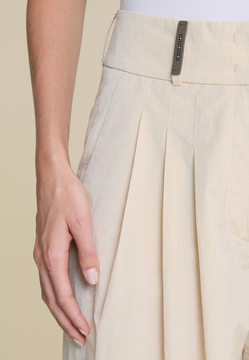 костюм  универсального стиля с лицевой стороны