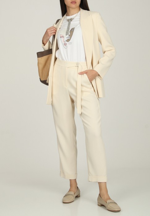 костюм  из италии вид сбоку