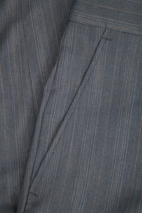 костюм  из шерсти спереди