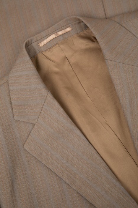 костюм  из шерсти спереди