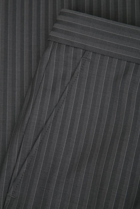 костюм  универсального стиля с лицевой стороны