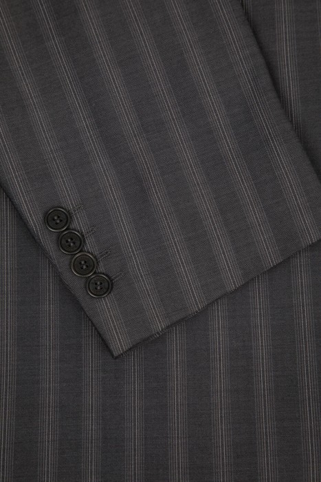 костюм  из шерсти спереди