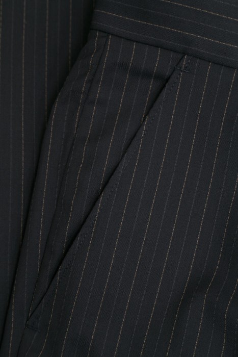 костюм  универсального стиля с лицевой стороны