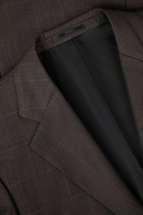 костюм  из шерсти спереди