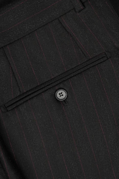 костюм  классического стиля с лицевой стороны