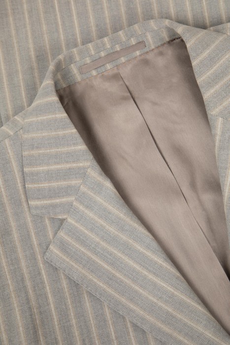 костюм  из шерсти спереди