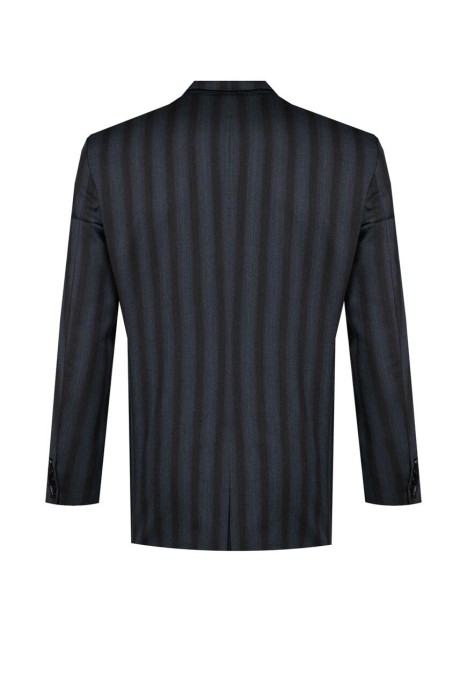 костюм  по цене 35200 руб вид справа