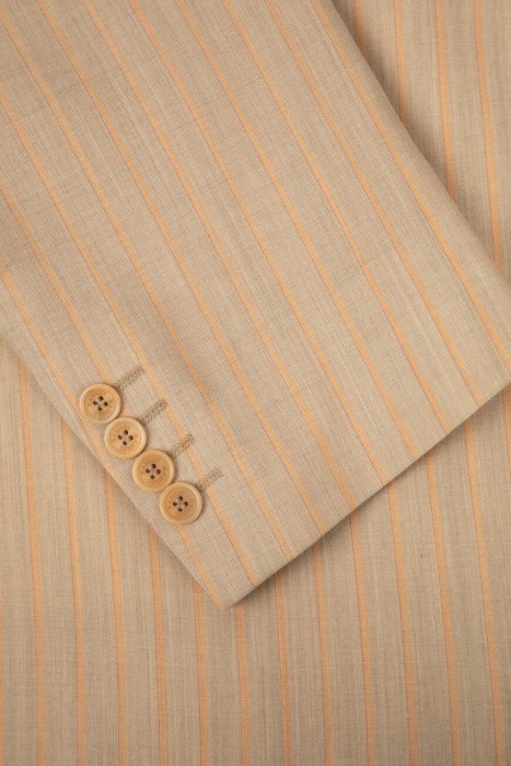 Товар серого цвета с внутренней стороны