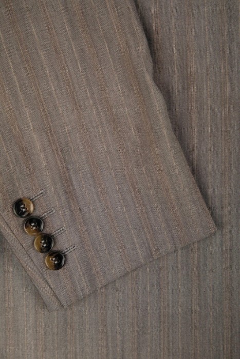 Товар серого цвета с внутренней стороны