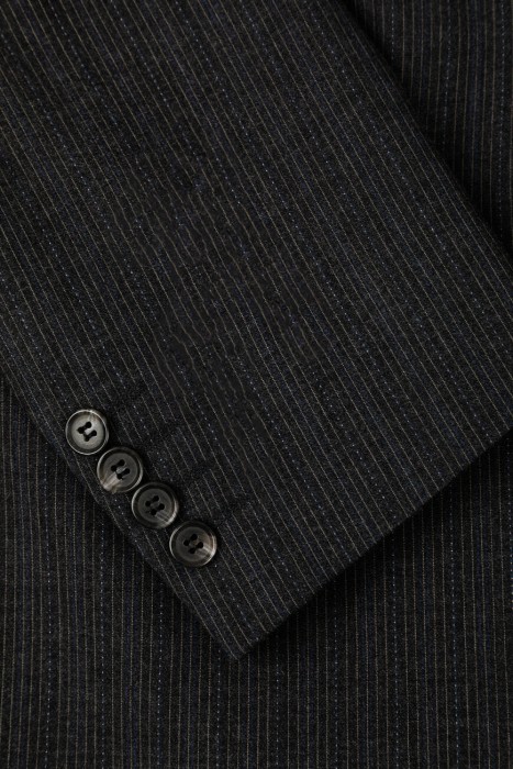 Товар серого цвета с внутренней стороны