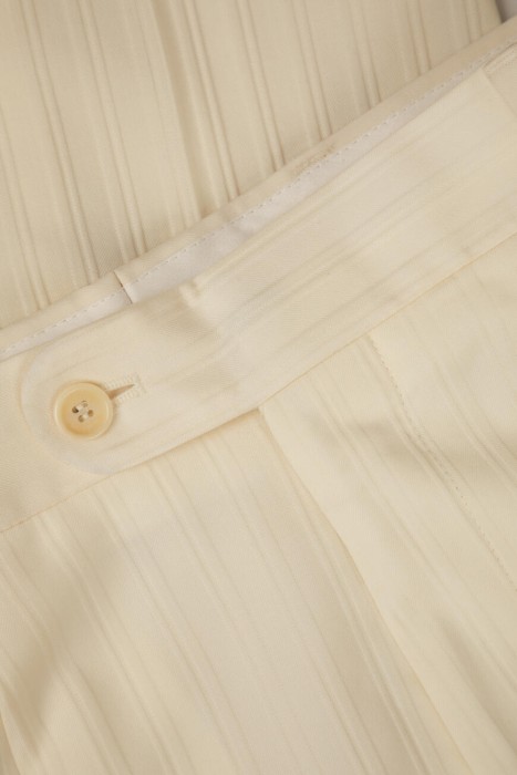 костюм  из шерсти спереди