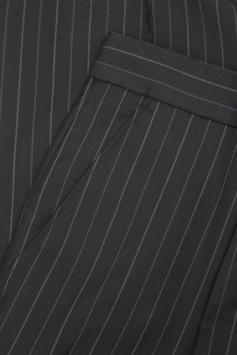 костюм  классического стиля с лицевой стороны