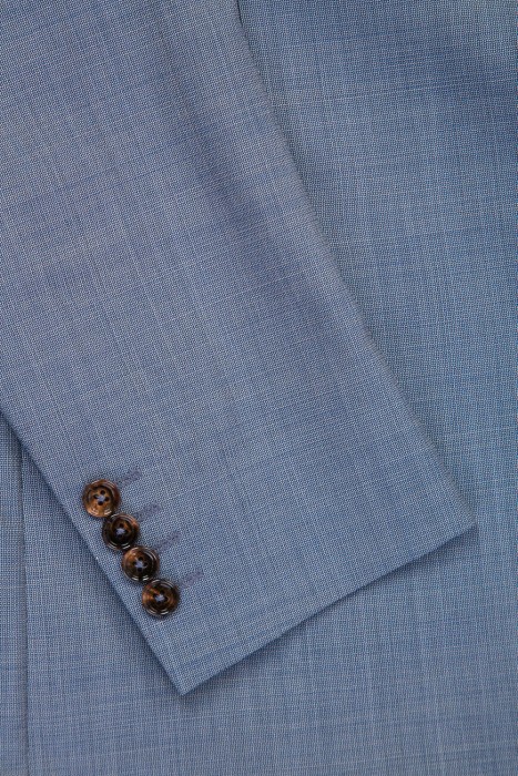 костюм  из шерсти спереди