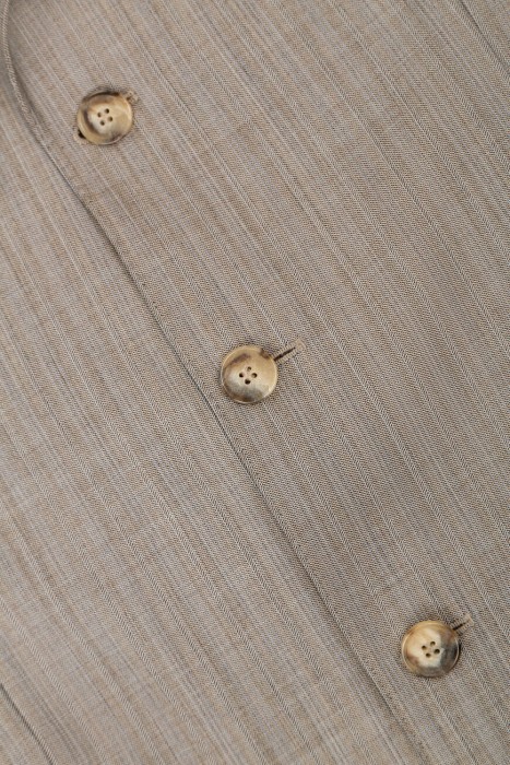 костюм  из шерсти спереди