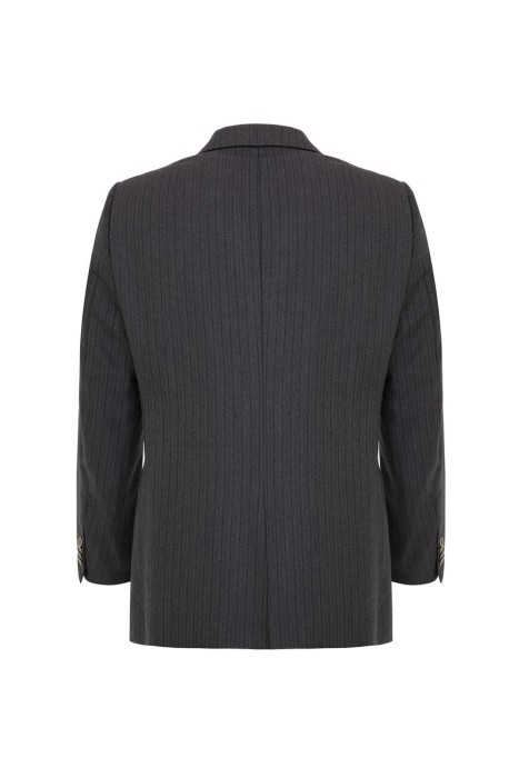 костюм  по цене 32000 руб вид справа