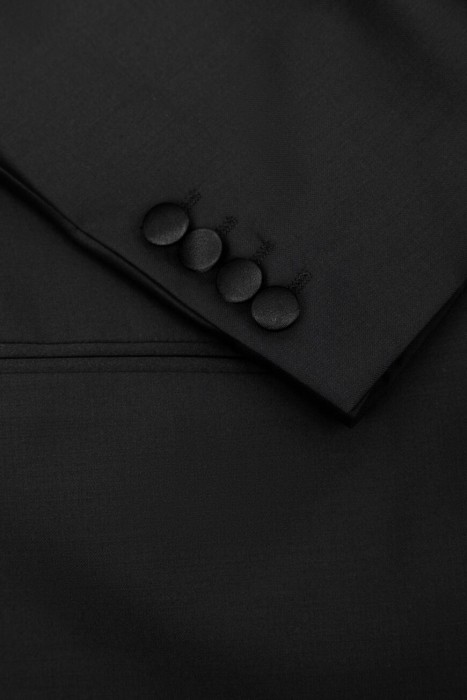 Товар черного цвета с внутренней стороны