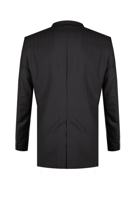 костюм  по цене 36000 руб вид справа