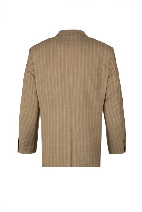 костюм  по цене 52000 руб вид справа