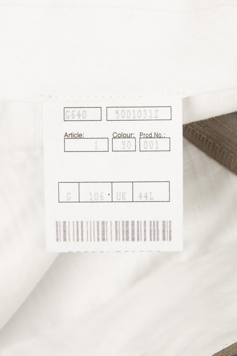 костюм  классического стиля с лицевой стороны