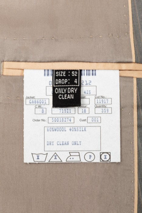 костюм  вид сзади