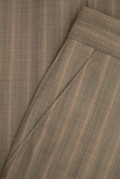 костюм  универсального стиля с лицевой стороны