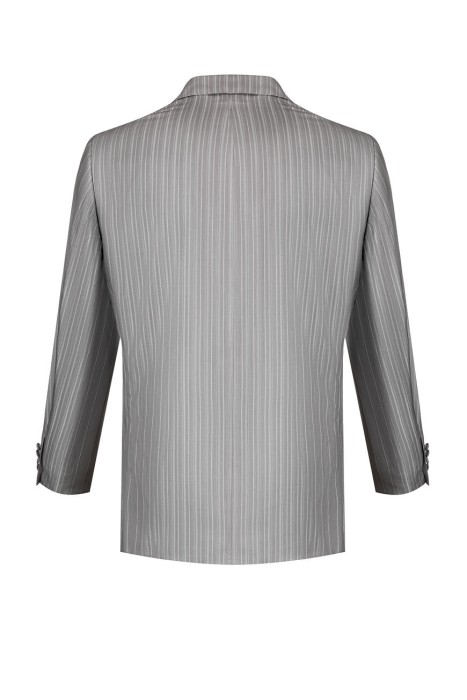 костюм  по цене 48000 руб вид справа