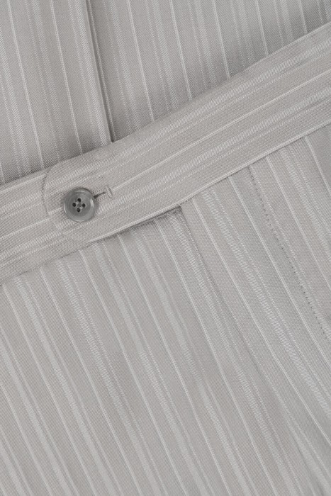 костюм  из шерсти спереди