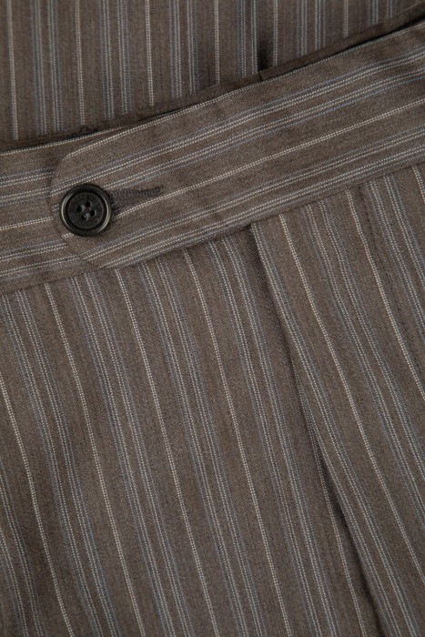 костюм  классического стиля с лицевой стороны