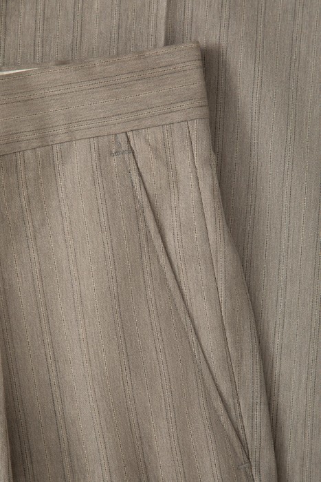 костюм  классического стиля с лицевой стороны