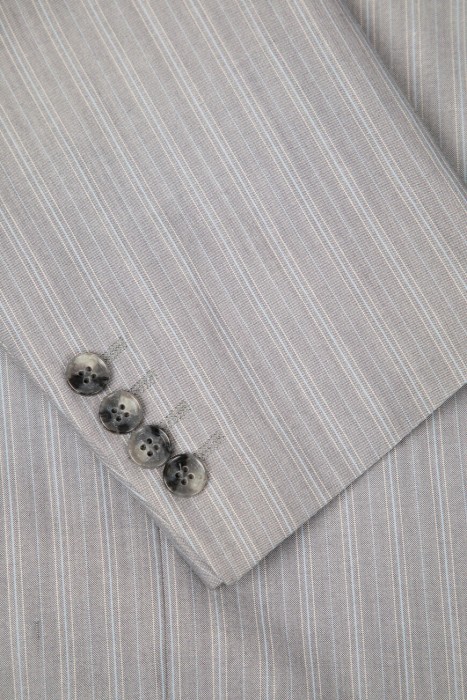 Товар серого цвета с внутренней стороны