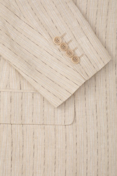 костюм  из проверенных материалов спереди