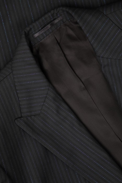 костюм  из шерсти спереди