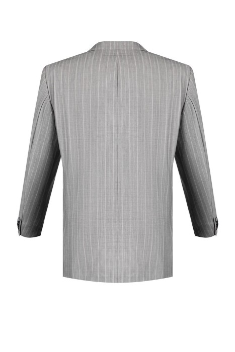 костюм  по цене 44000 руб вид справа