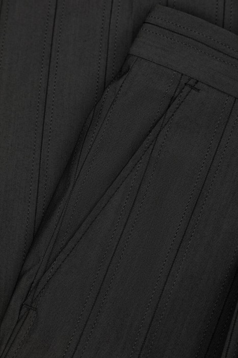 костюм  универсального стиля с лицевой стороны