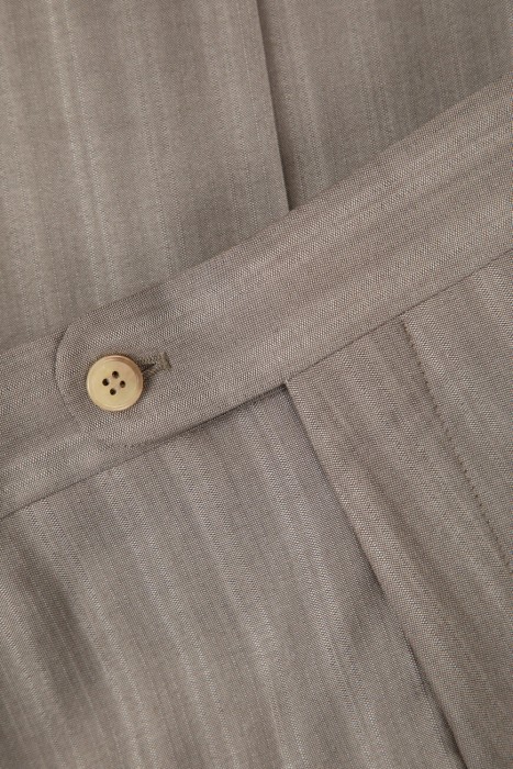 костюм  универсального стиля с лицевой стороны