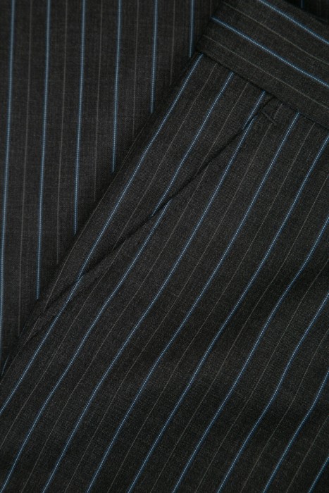 костюм  универсального стиля с лицевой стороны