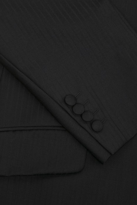 Товар черного цвета с внутренней стороны