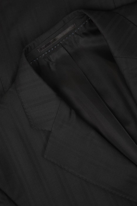 костюм  из шерсти спереди